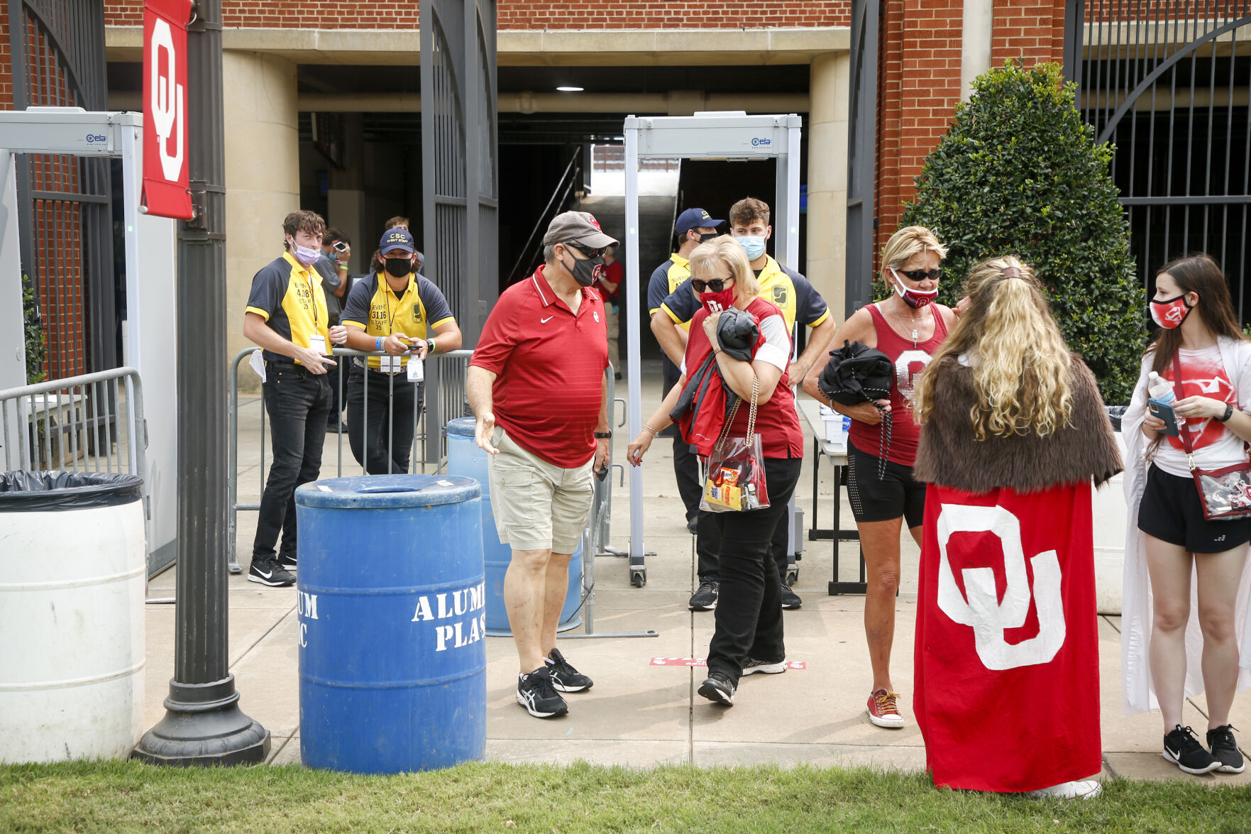 Oklahoma Sooners vs Missouri State Bears